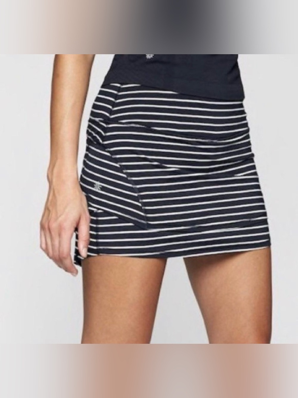 💙 Athleta Stealth Navy White Striped Skort Size M